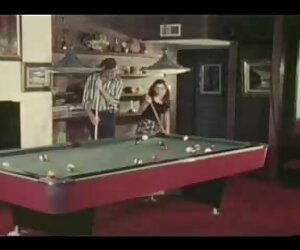 Sapık Kız onu kedi ile seks videosu izlet oynarken zevk